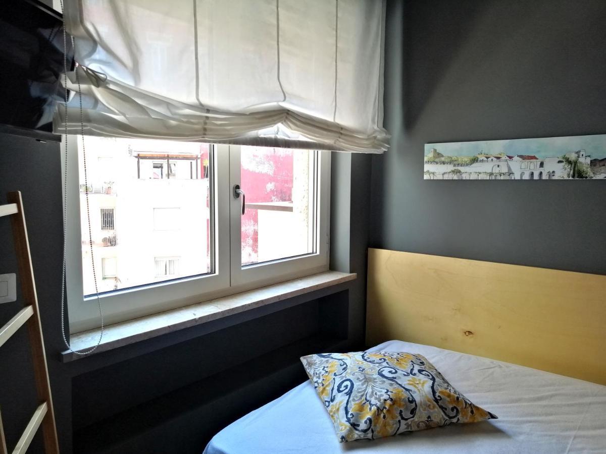 Vivaldo Suite Piazza Dei Martiri - Guest House Nápoles Exterior foto