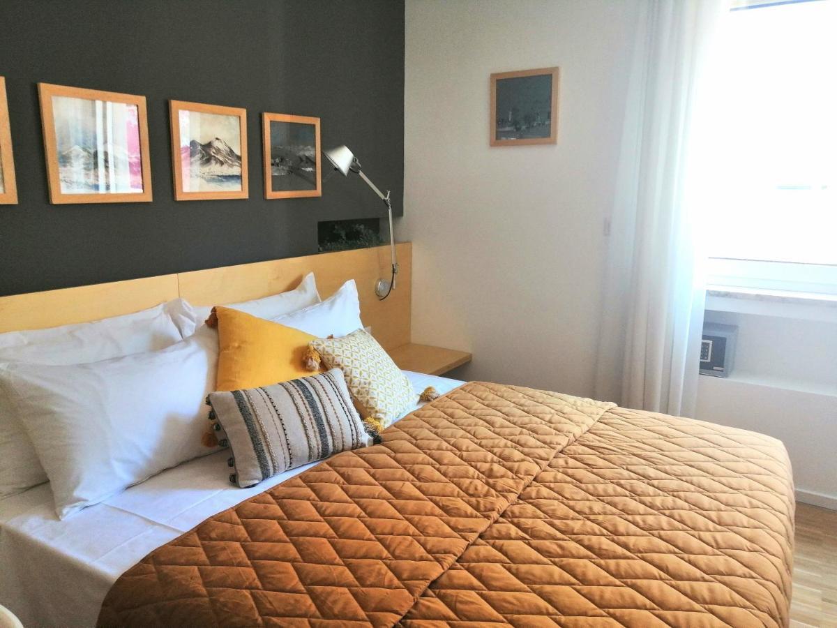 Vivaldo Suite Piazza Dei Martiri - Guest House Nápoles Exterior foto